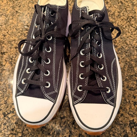 New with Box - Size 13 Men or 14.5 Women - Converse Run Star Hike Low Blk (SOLD) - Picture 4 of 6